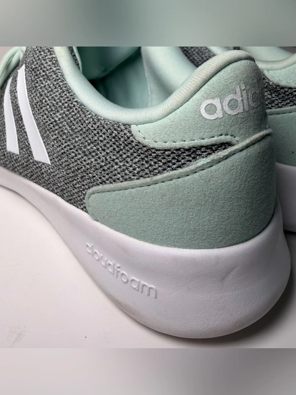 Adidas Womens 8.5 Cloudfoam QT Racer Sneakers Running Shoes Gray White Green